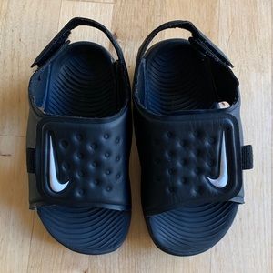 Size 7 Toddler Nike Strap On Sandals